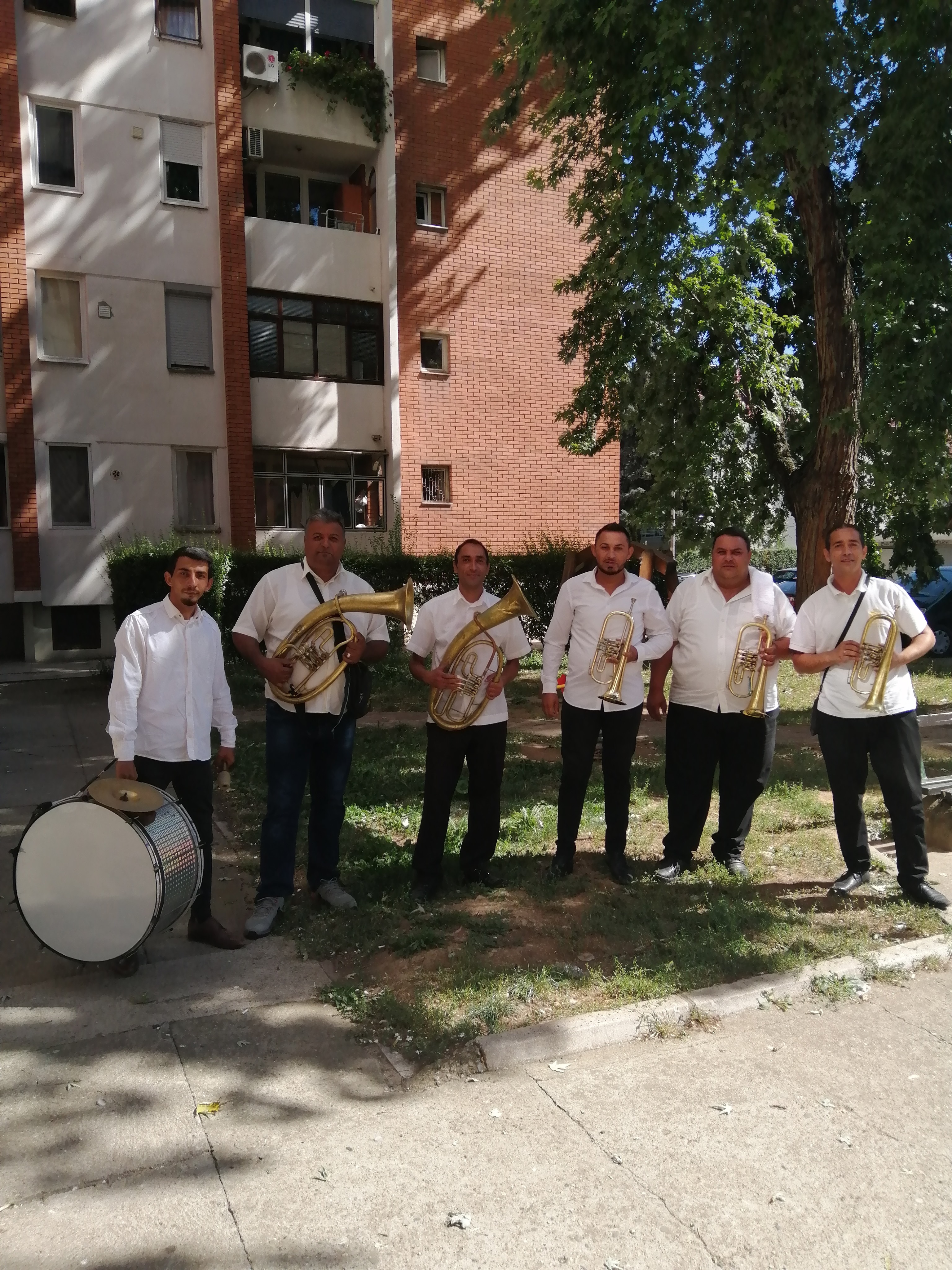 Trubački orkestar na otvorenom